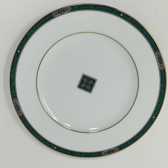 Noritake Emerald Crest 8 1/4" Salad Plate ** New w/ Sticker ** Discontinued - Picture 6 of 16